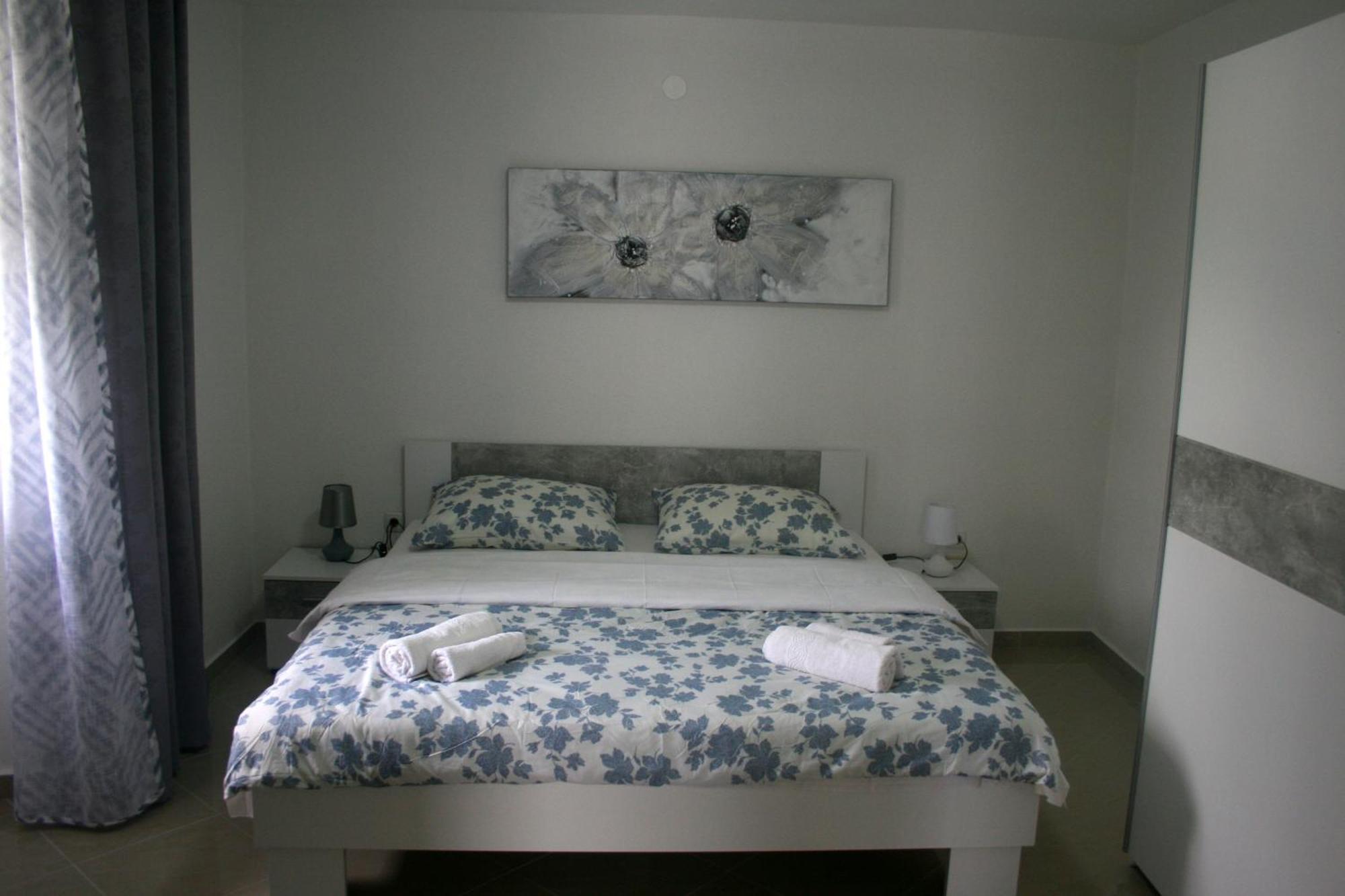 Apartman Elena 斯维蒂尤拉伊 外观 照片